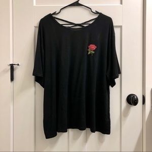 𝐁𝐥𝐚𝐜𝐤 𝐓𝐞𝐞 𝐰𝐢𝐭𝐡 𝐑𝐨𝐬𝐞 𝐏𝐚𝐭𝐜𝐡